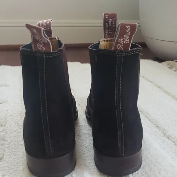 R.M. Williams Brown Leather Chelsea Boots