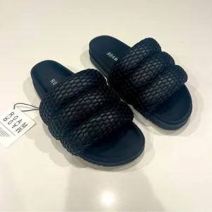 ROAM MESH PUFFY SANDALS BLACK VEGAN LEATHER NIB Size 7