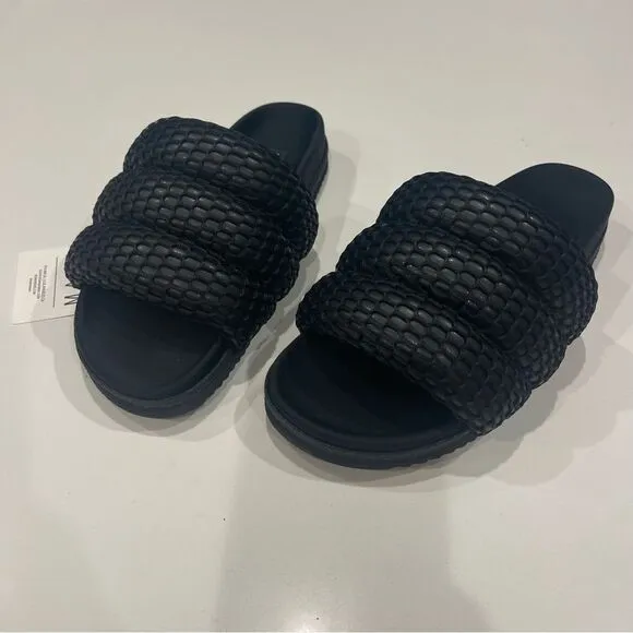 ROAM MESH PUFFY SANDALS BLACK VEGAN LEATHER NIB Size 7
