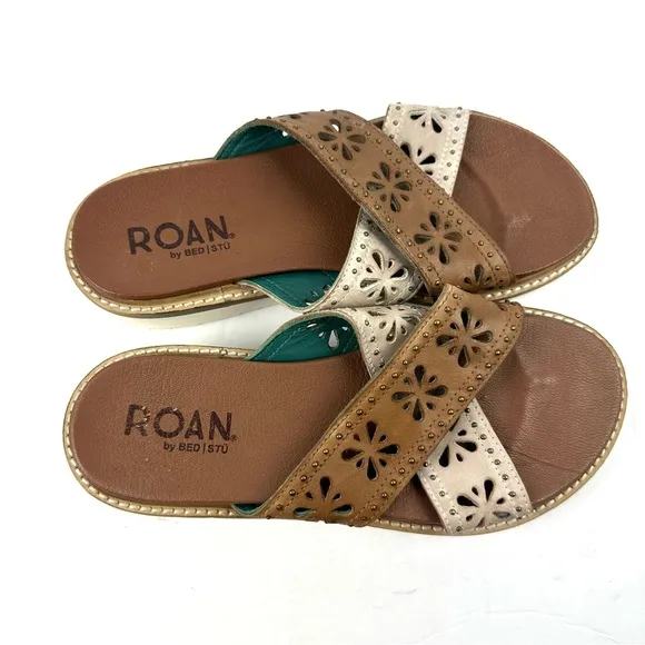 Roan Bed Stu Chant Sandals 7.5  Leather Brown Ivory Cutout Floral Slides Womens