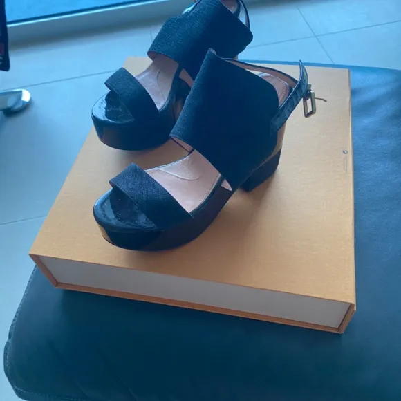 Robert Clergerie black platform sandals size 9 made in Frnce