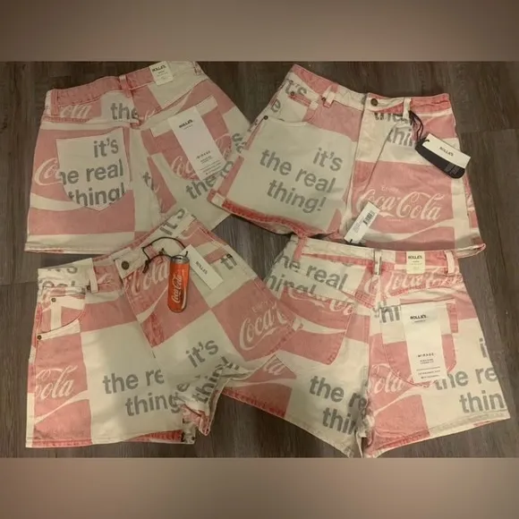 Rollas Mirage Coca-Cola Print Denim High Waist Jean Shorts Sizes 25 &amp; 26 NWT