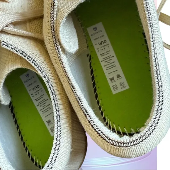 ROTHY’S Limited Edition Hemp Collection Cream and Tan Sneakers Size 10 Women
