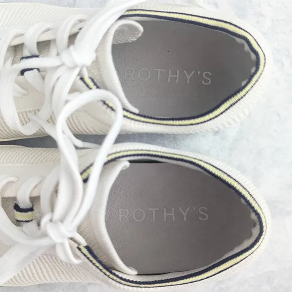 Rothy's The Lace Up Sneaker in Off-White Vanilla, Size 8