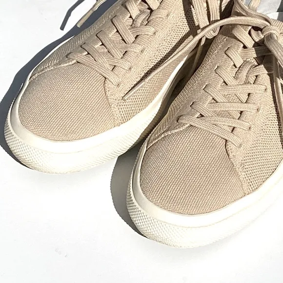 ROTHY’S Women’s RS02 Lace Up Breathable Sneaker Wheat Tan Size 9