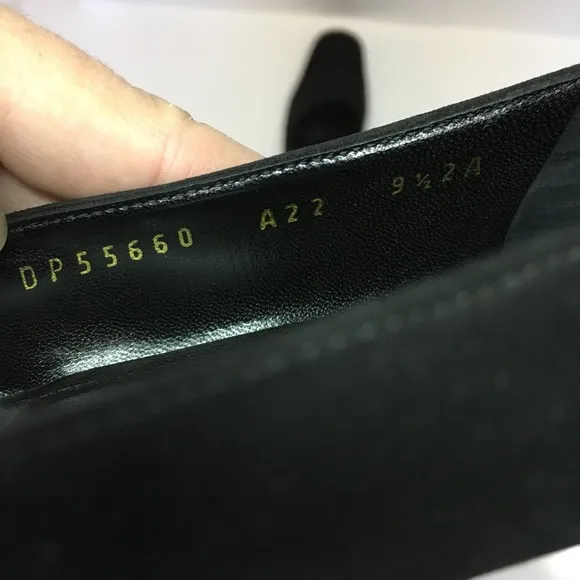 SALVATORE FERRAGAMO Black Suede Flat Shoe
