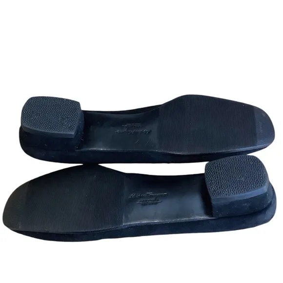 Salvatore Ferragamo Boutique Labelle Flats in Black Suede Lux2**
