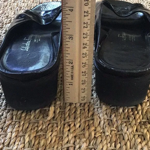 Salvatore Ferragamo Boutique slides sandals