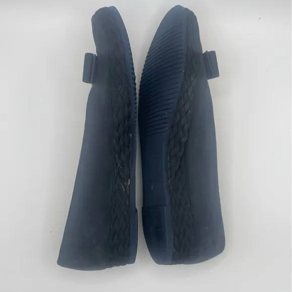 Salvatore Ferragamo | Navy Suede Flats | 5.5