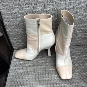 SAM EDELMAN IVORY CREAM HEEL SIDE ZIP ANKLE BOOTS-8.5
