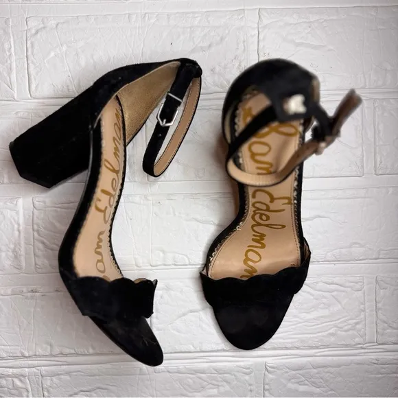Sam Edelman Odila Scalloped Suede Sandals Size 6