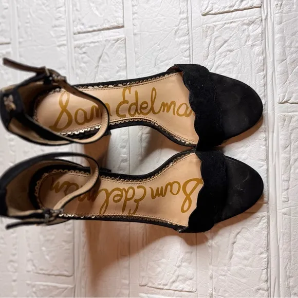 Sam Edelman Odila Scalloped Suede Sandals Size 6