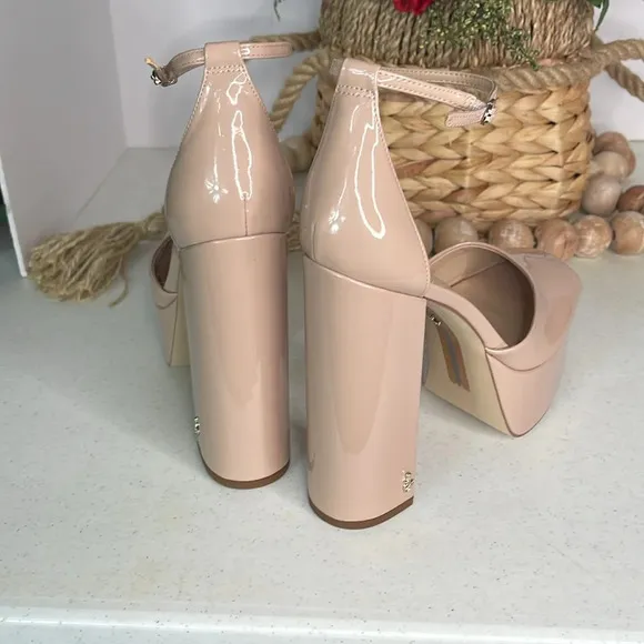 Sam EdelmanKori Sunrise Pink Faux Patent Leather Platform Sandals Sz 9
