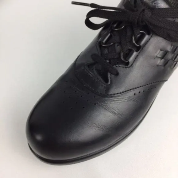 SAS Womens Slim Free Time Black Leather Comfort Walking Shoe Sneakers size 9S