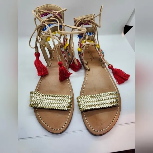 Schutz Anika NWOT leather gladiator embroidered sandal sz 7B
