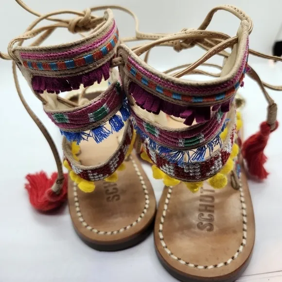 Schutz Anika NWOT leather gladiator embroidered sandal sz 7B
