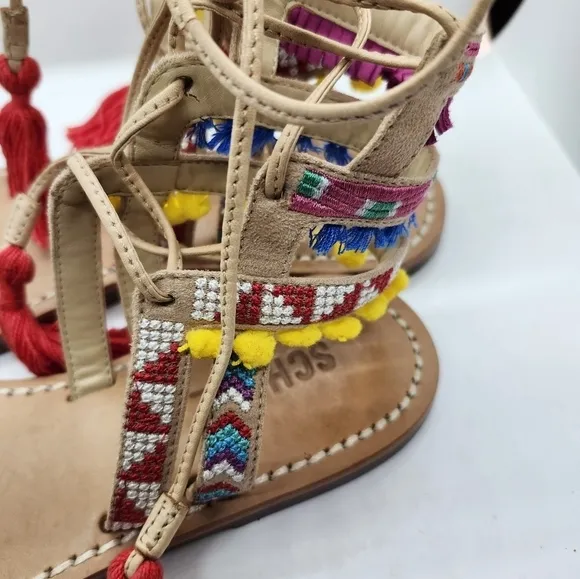 Schutz Anika NWOT leather gladiator embroidered sandal sz 7B