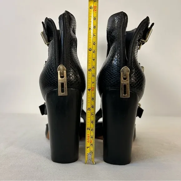 Schutz Celena Chunky Heel Buckle Black Leather Sandals Size 8.5