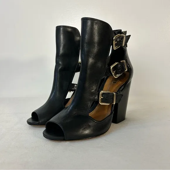 Schutz Celena Chunky Heel Buckle Black Leather Sandals Size 8.5
