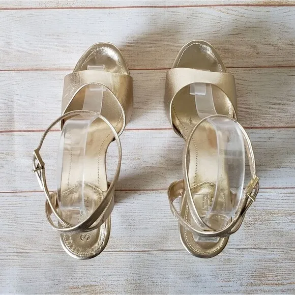 Schutz Kaila Metallic Gold Leather Platform Heels Sandals Ankle Strap Size 10B