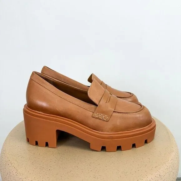 Schutz Women’s 90s Viola Tractor Leather Chunky Lug Sole Flat in Tan Rust Honey