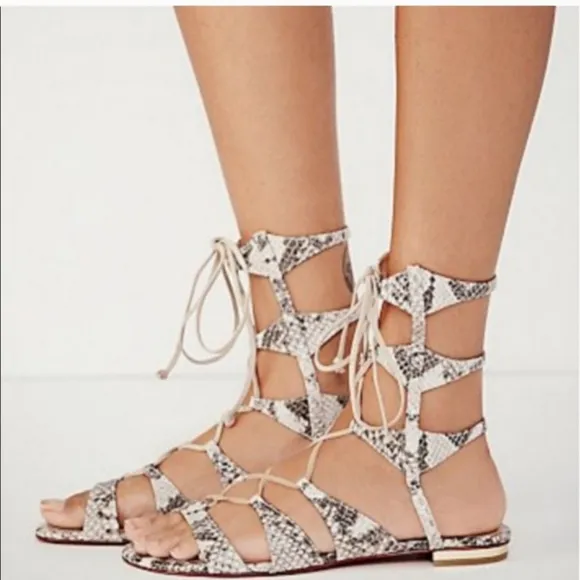 SCHUTZ Women's Erlina Snake Skin Gladiator Sandals Size 6.5 New in the Box