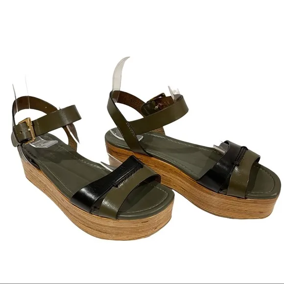 Sergio Rossi Women’s Platform Sandals  Size 8 38 Made in Italy Green Leather EUC