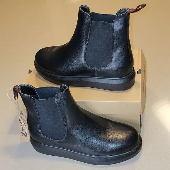 Seven7 Alexia Black Chelsea Boots Size 10