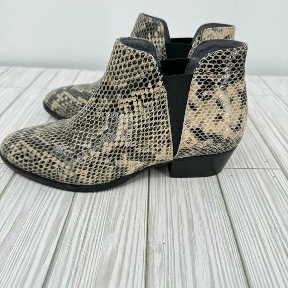 Seychelles ankle boots Chelsea snakeskin print low heel size 6