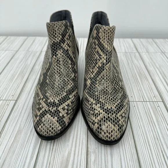 Seychelles ankle boots Chelsea snakeskin print low heel size 6