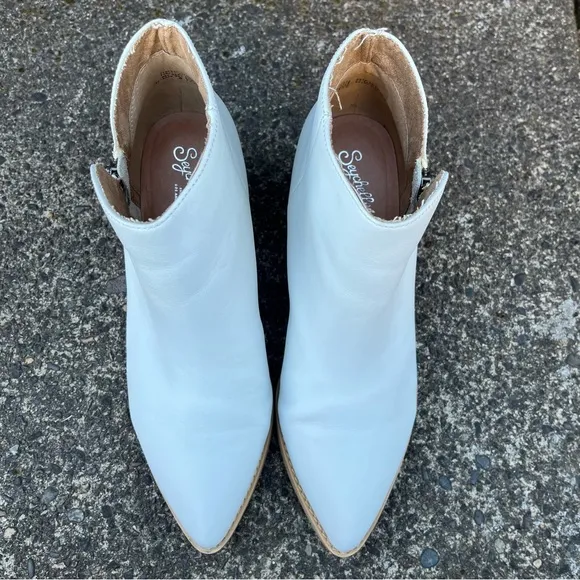 Seychelles Chaparral Ankle Boots Women’s Size 8.5