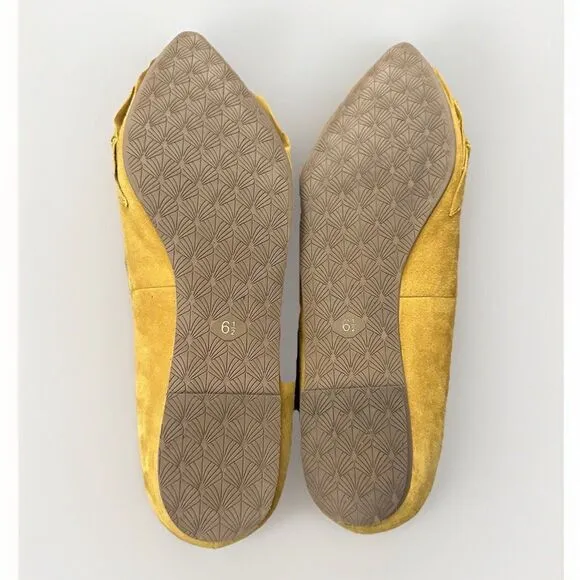 Seychelles Downstage Ruffled Flats Mustard Yellow Suede Women's 6.5