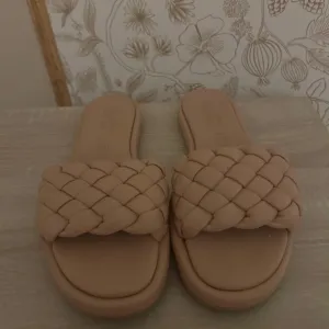 Seychelles Slides