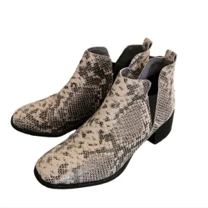 Seychelles Waiting For You Snake Leather Chelsea Boots 10 Ankle Booties Anthro