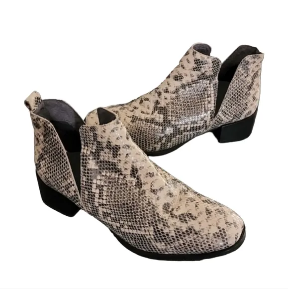 Seychelles Waiting For You Snake Leather Chelsea Boots 10 Ankle Booties Anthro