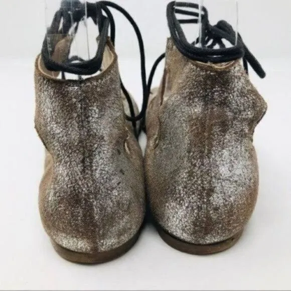 Seychelles woman’s metallic silver leather suede gladiator sandals 8 BoxO laceup