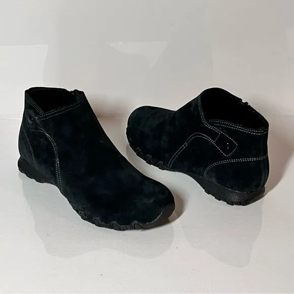 Skechers Bikers Lite Good Mood Suede Ankle Boots