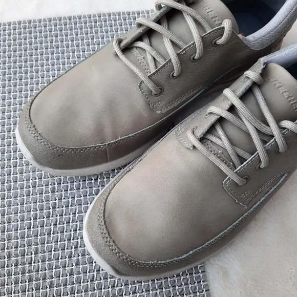 Skechers Men's Elent Leven Relaxed Fit Memory Foam Comfort Sneakers Greige 10