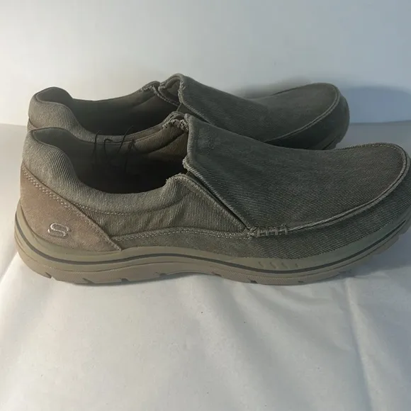 Sketchers Avillo Washed Loafers
