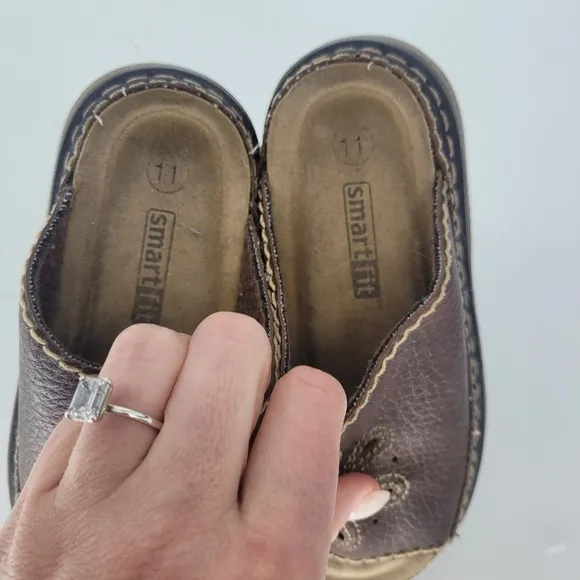 Smart fit kids vintage chunky brown slides sandals slip on size 11