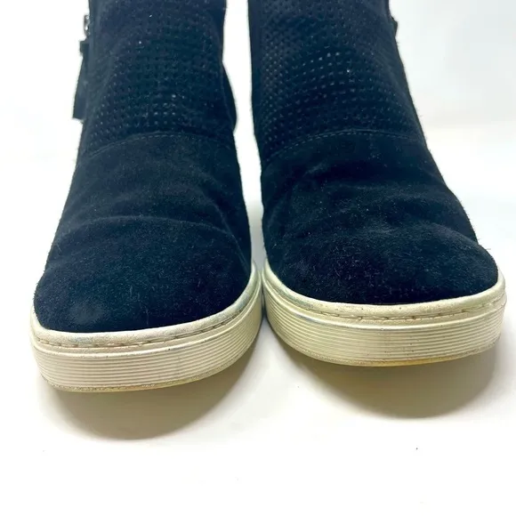 Sofft Boots Ankle Wedged Leather Perforate Side Zip Black 9.5