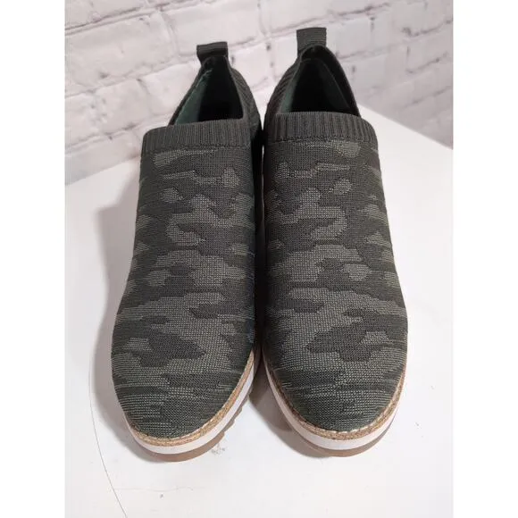 Sofft Womens Elesia Sneakers Wedge Heel Slip On Olive Green Knit Camo Size 8.5