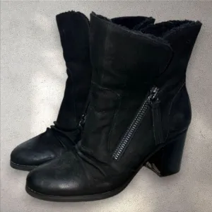 Softwalk‎ Kendall Ruched Upper Fleece Lined Bootie Black