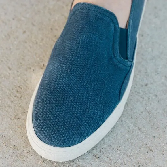 SOLUDOS MEN’S ALGARVE SLIP ON SNEAKER NAVY - size 12- NIB‎