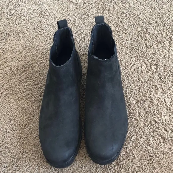 SOREL Ainsley Chelsea Boots