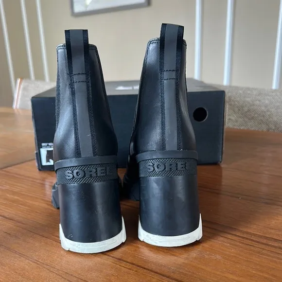Sorel Black Women's Chelsea Boots