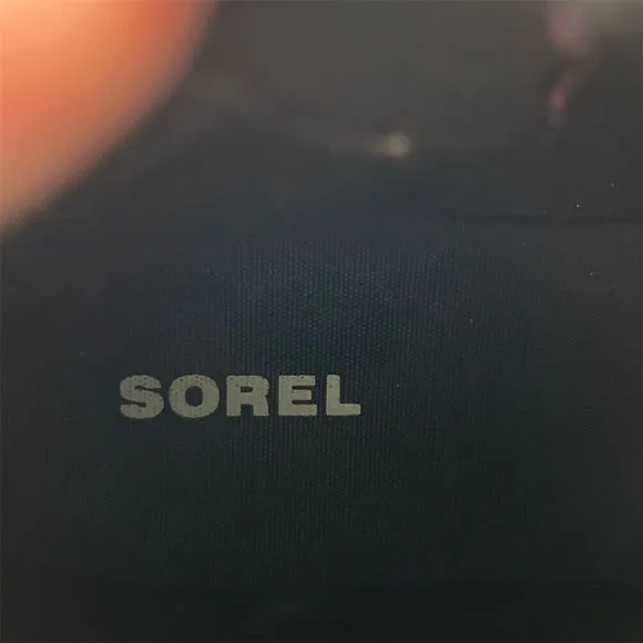 Sorel Emelie Black Leather Chelsea Boots Girls Size 5 Multicolor Rainbow Stars