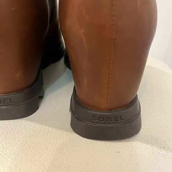 SOREL Joan Of Arctic III Brown Leather Chelsea Wedge Ankle Boots Women’s Size 11