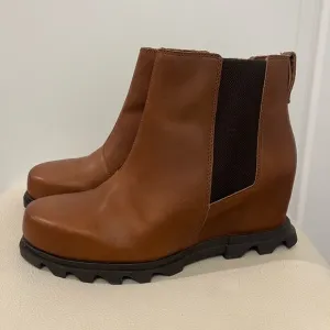 SOREL Joan Of Arctic III Brown Leather Chelsea Wedge Ankle Boots Women’s Size 11