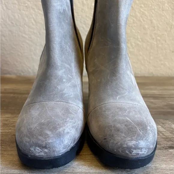 Sorel Joan Uptown Zip Bootie